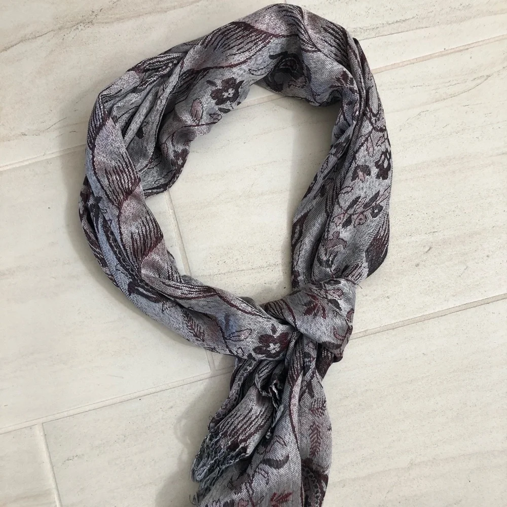 Reversible paisley print scarf grey burgundy